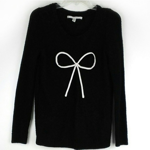 LC Lauren Conrad Sweaters - Lauren Conrad Shimmer Bow Sweater Size Small